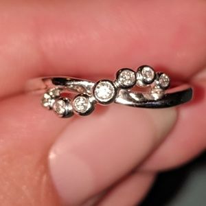Gorgeous! Infinity Diamond Wedding Band 🌸